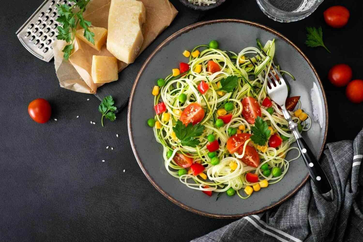 Zoodlie, healthy vegan food - zucchini noodlie